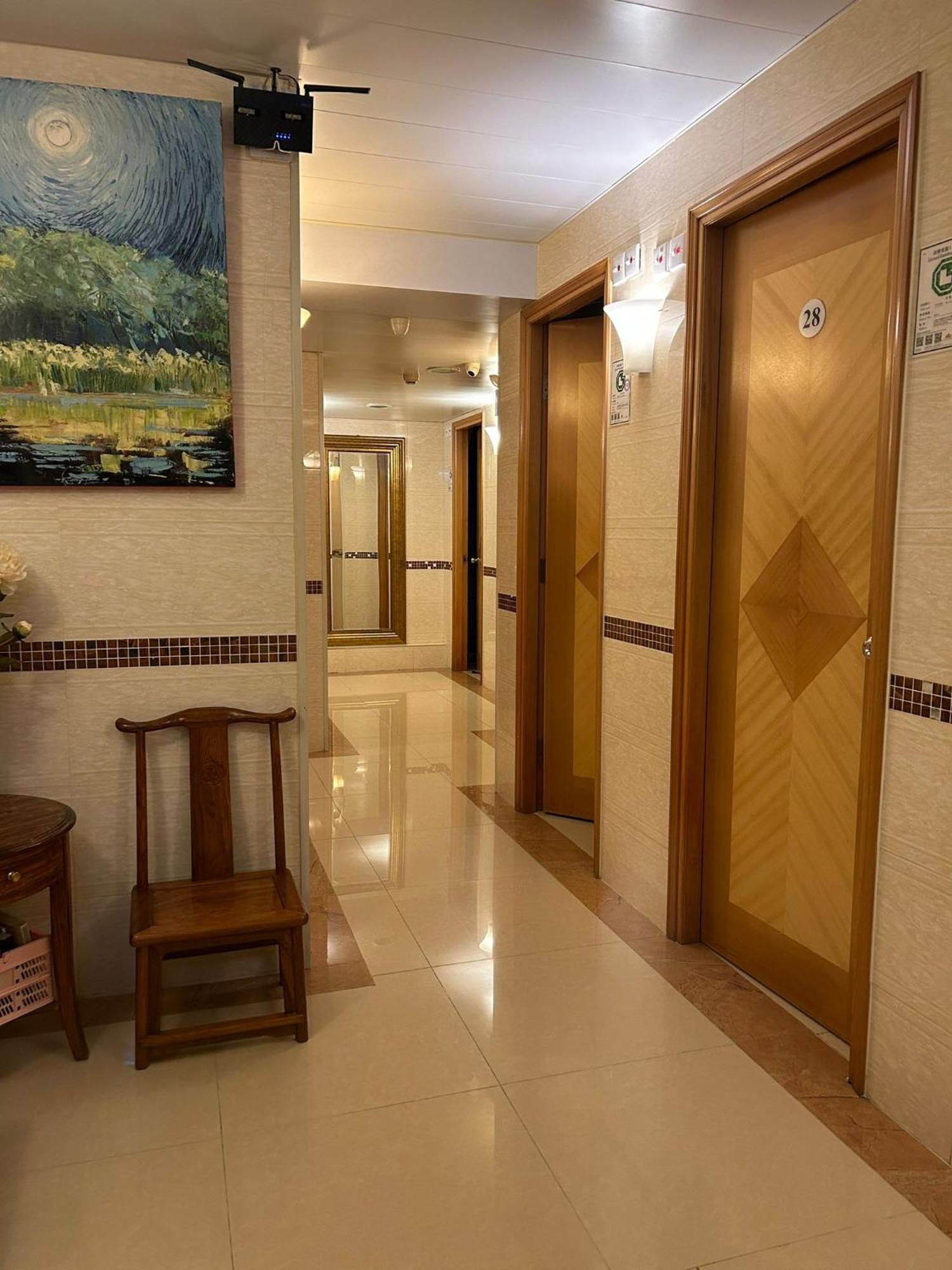 Holiday Guest House هونغ كونغ المظهر الخارجي الصورة