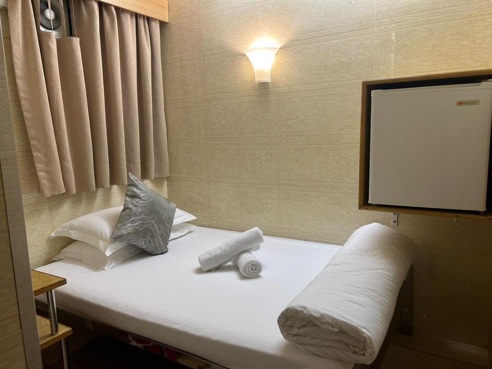 Holiday Guest House هونغ كونغ المظهر الخارجي الصورة
