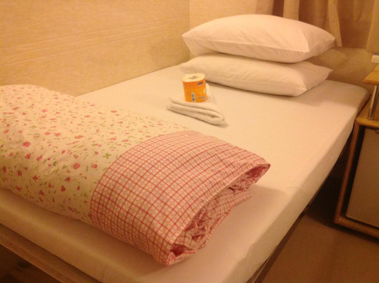 Holiday Guest House هونغ كونغ المظهر الخارجي الصورة