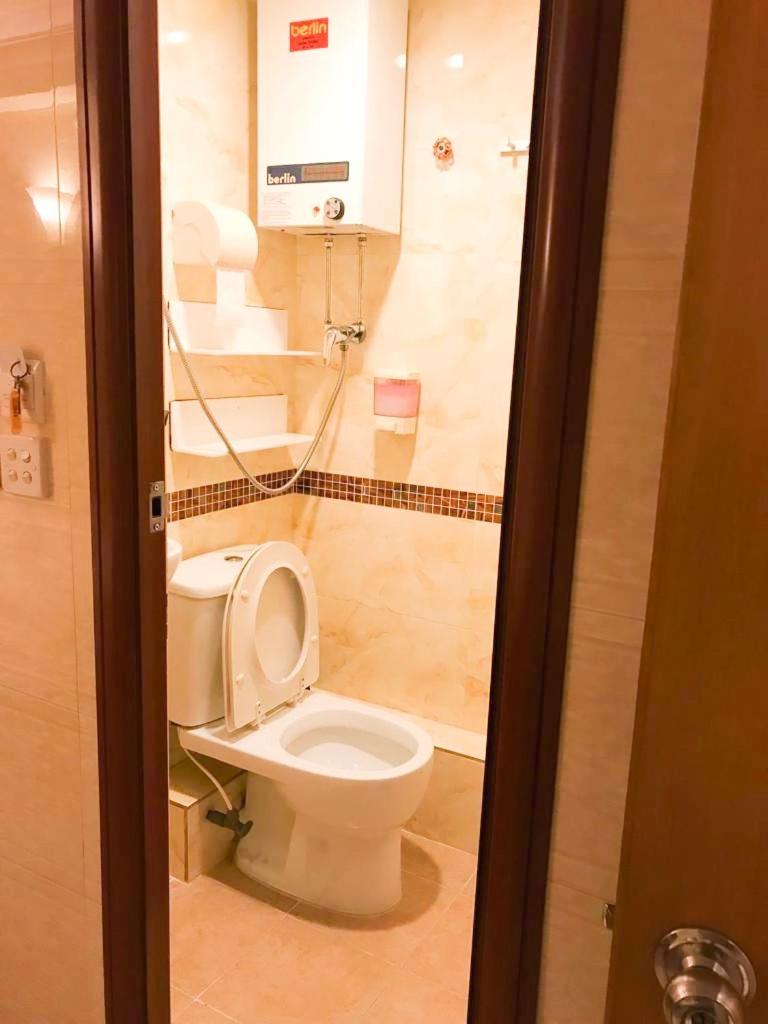 Holiday Guest House هونغ كونغ المظهر الخارجي الصورة