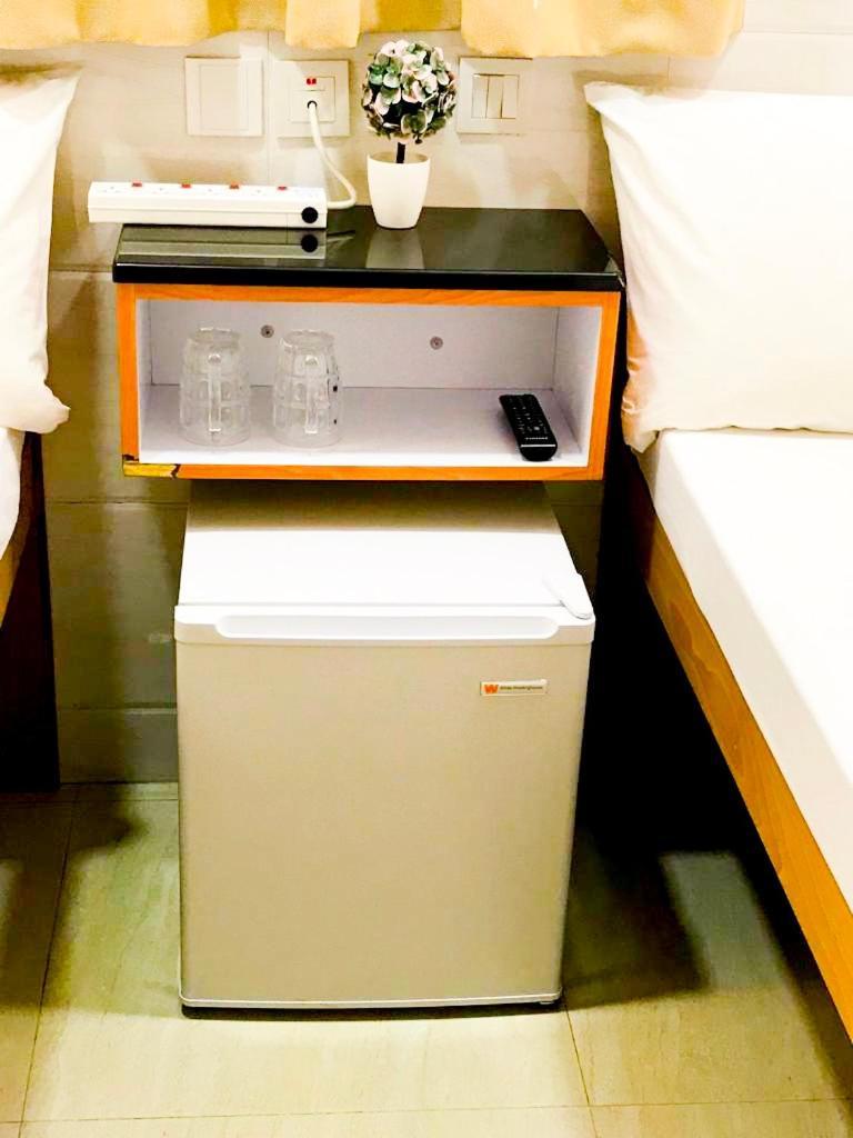 Holiday Guest House هونغ كونغ المظهر الخارجي الصورة